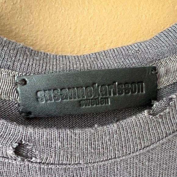 Susanne Karlsson Women’s Grey Distressed Sweater Short Sleeve Tee Size XS - Picture 2 of 8